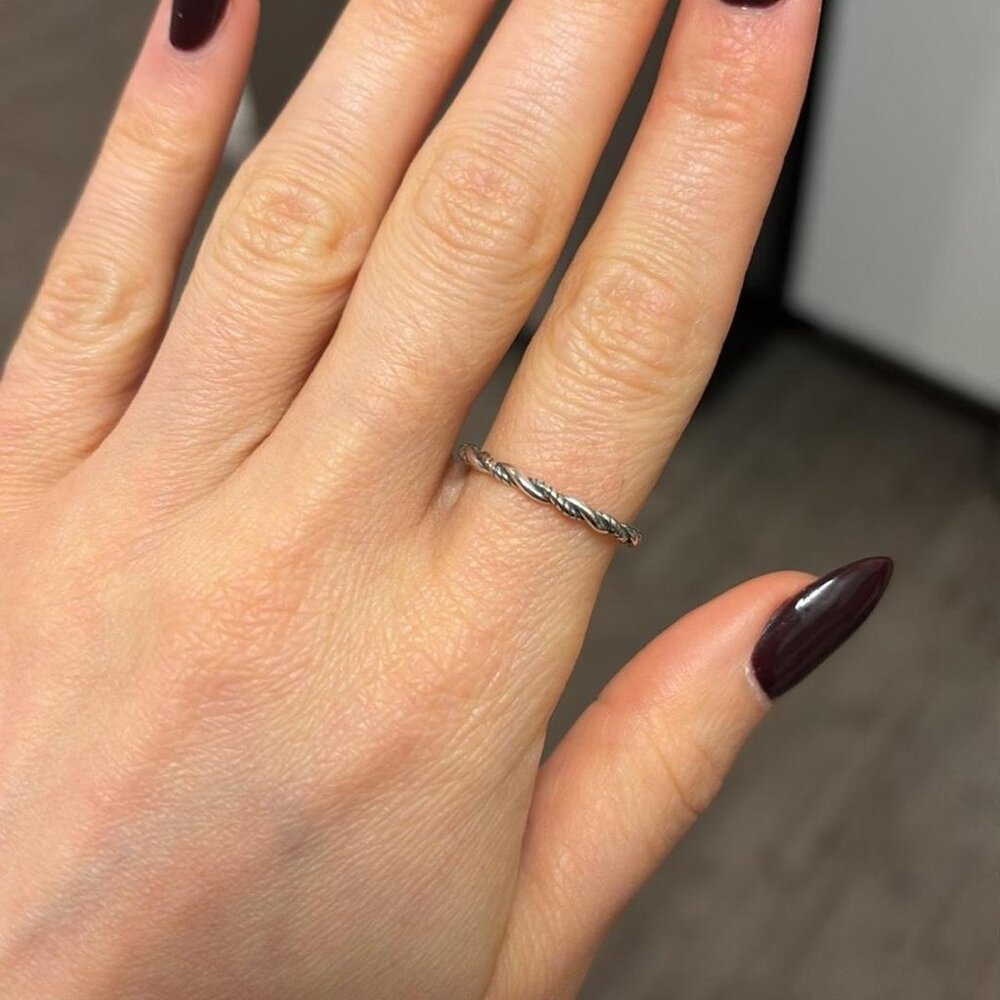 The Madison delicate S925 twist thin dainty braided ring Sz 7 sterling silver